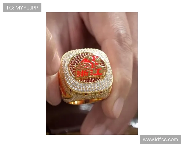 林书豪更新社媒晒多枚总冠军戒指见证篮球生涯荣耀时刻的巅峰篇章